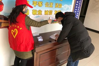 严密防控疫情不忘坚守城市建设